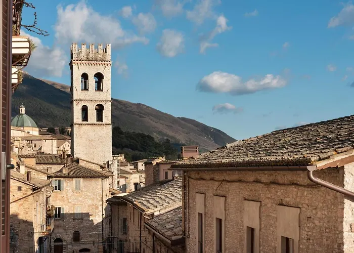 Casa Clara - A Due Minuti Dalla Piazza Del Comune Appartamento